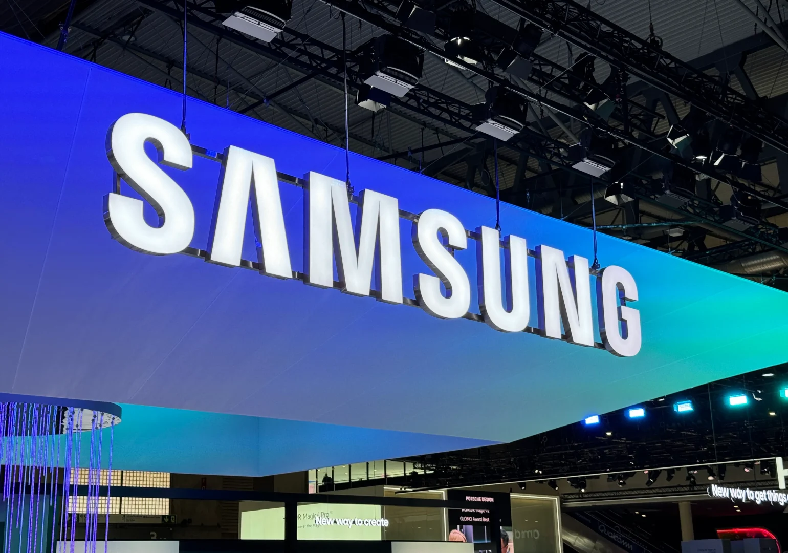 AI-მეხსიერების ჩიპებზე მოთხოვნის ზრდის გამო Samsung-ის მოგება სავარაუდოდ 18-ჯერ გაიზრდება