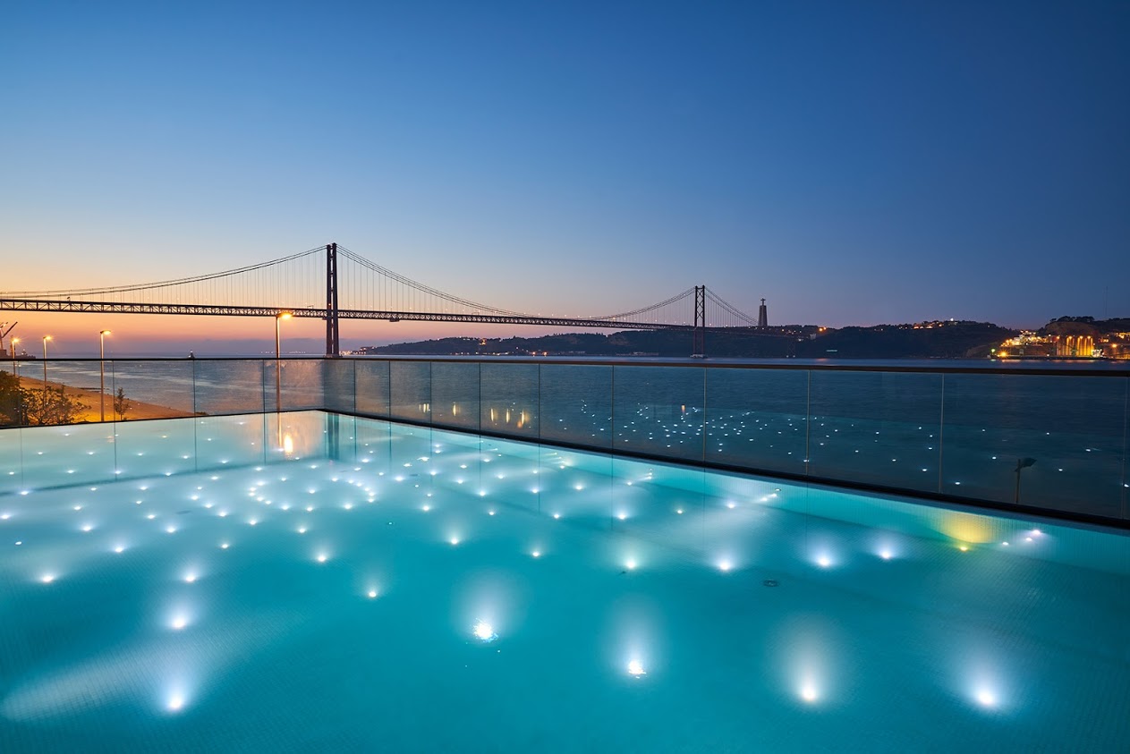 Lisbon in Five Acts